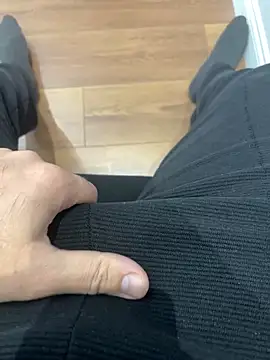 Heros2000 online show from December 19, 7:04 am