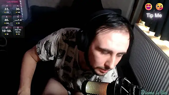 Snapshot of cjhouse96 chatting on October 22, 9:53 am cjhouse96 online show from October 22, 9:53 am