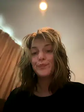 MrsSizzle online show from November 21, 4:49 pm