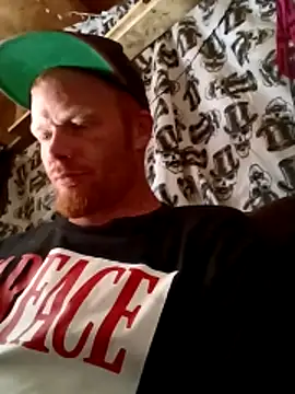 Snapshot of ed31devall chatting on March 24, 7:41 pm ed31devall online show from March 24, 7:41 pm