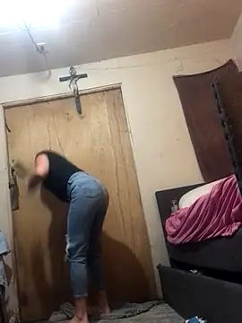 silverbay-456 online show from October 2, 12:01 pm