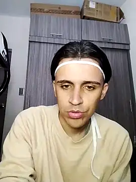 Snapshot of danylano chatting on October 8, 10:18 pm danylano online show from October 8, 10:18 pm