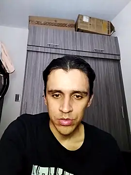 Snapshot of danylano chatting on November 11, 9:15 pm danylano online show from November 11, 9:15 pm