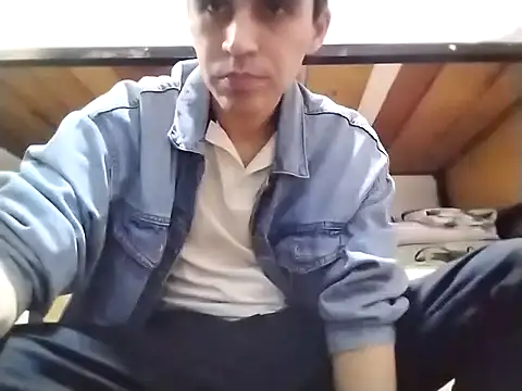 Snapshot of danylano chatting on December 13, 10:04 pm danylano online show from December 13, 10:04 pm