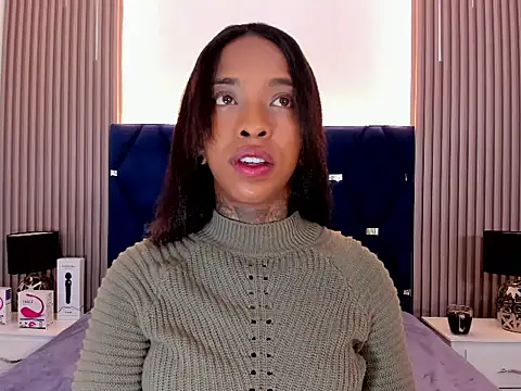 Pauline Fox online show from October 27, 12:47 am