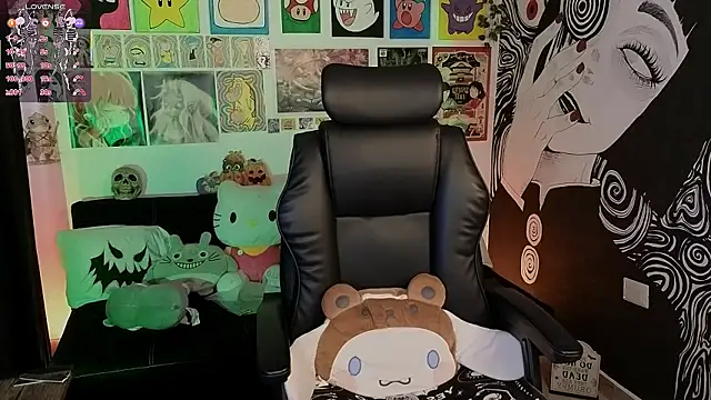 Yuhwan  online show from October 23, 9:02 pm