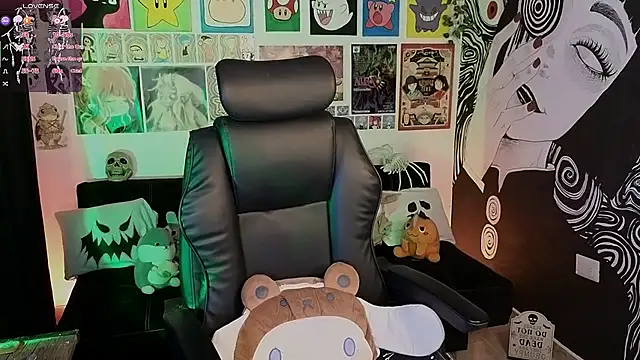 Yuhwan  online show from October 27, 11:09 pm