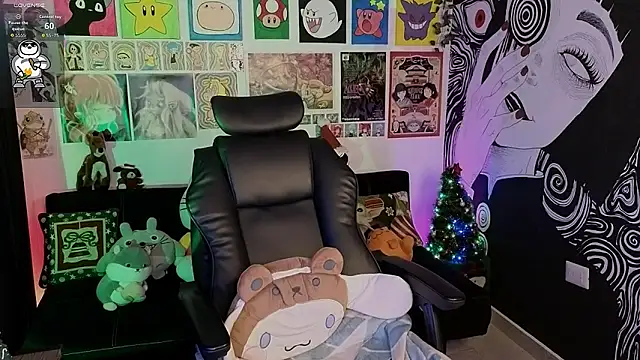 Yuhwan  online show from December 20, 4:19 am