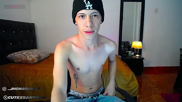 Snapshot of santiago_cutex chatting on September 25, 10:30 am santiago cutex online show from September 25, 10:30 am