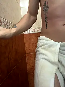 Snapshot of santiago_cutex chatting on October 26, 3:45 am santiago cutex online show from October 26, 3:45 am