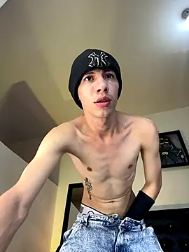 Snapshot of santiago_cutex chatting on November 5, 5:51 am santiago cutex online show from November 5, 5:51 am