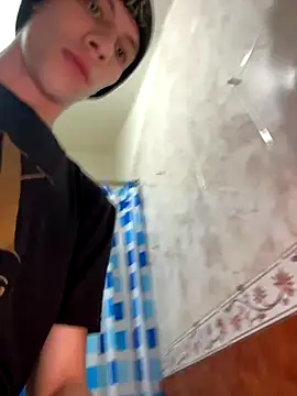 Snapshot of santiago_cutex chatting on November 8, 3:07 am santiago cutex online show from November 8, 3:07 am