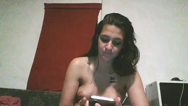 Snapshot of Themaskedgirl21 chatting on June 13, 11:46 pm Themaskedgirl21 online show from June 13, 11:46 pm