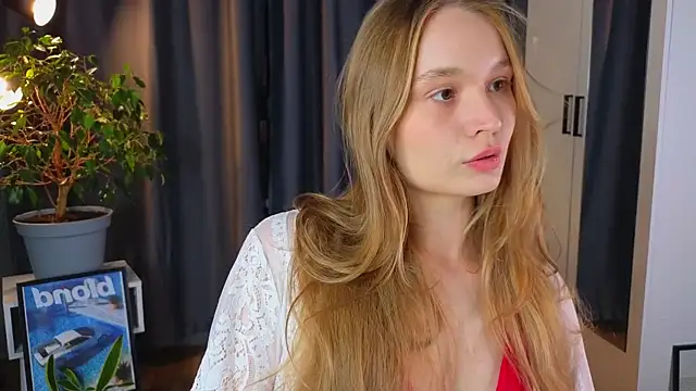 lisa schiele online show from September 24, 8:23 pm