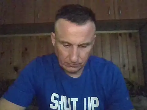 Maksymilian1 online show from November 28, 8:11 pm