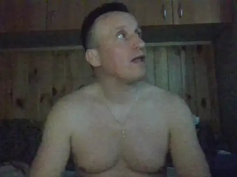 Snapshot of Maksymilian1 chatting on April 26, 7:00 pm Maksymilian1 online show from April 26, 7:00 pm