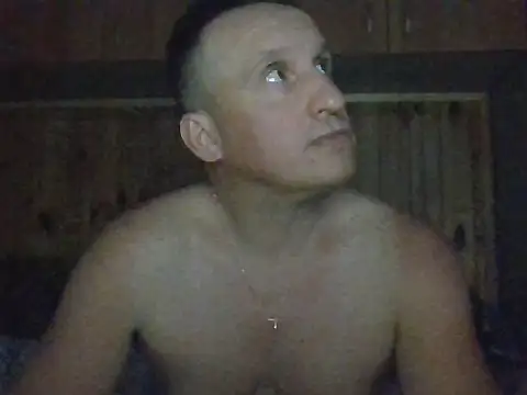 Snapshot of Maksymilian1 chatting on June 9, 9:48 pm Maksymilian1 online show from June 9, 9:48 pm