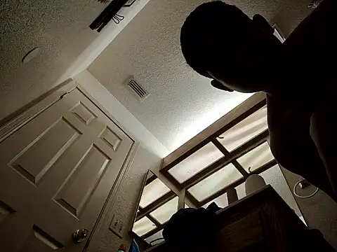 ModelledTread online show from March 21, 4:50 am