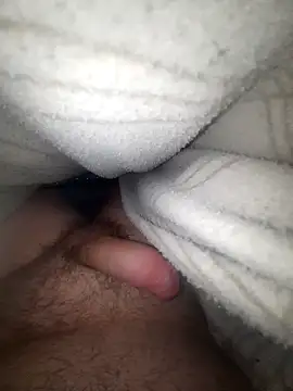 Snapshot of blueeyesss chatting on October 26, 1:00 am blueeyesss online show from October 26, 1:00 am