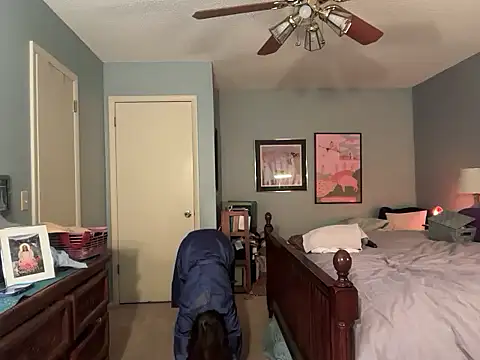 MommyGoddessL online show from October 7, 1:30 pm