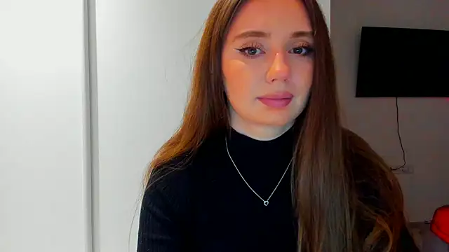 BeatriceAddams online show from October 3, 1:30 pm