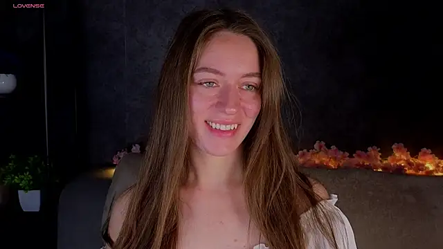 Agnes Wells online show from July 10, 1:10 am