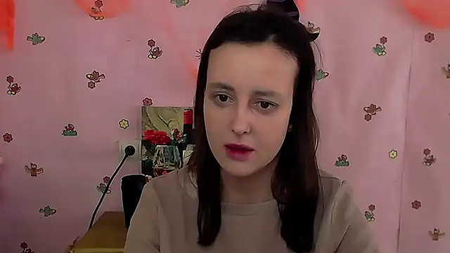 Snapshot of FeelMe__ chatting on November 3, 8:15 am FeelMe online show from November 3, 8:15 am