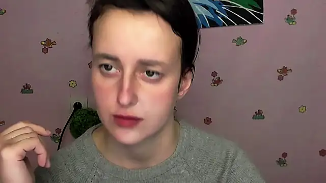 Snapshot of FeelMe__ chatting on November 19, 11:32 am FeelMe online show from November 19, 11:32 am