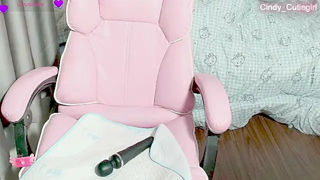 Cindy Cutiegirl online show from July 15, 10:26 pm