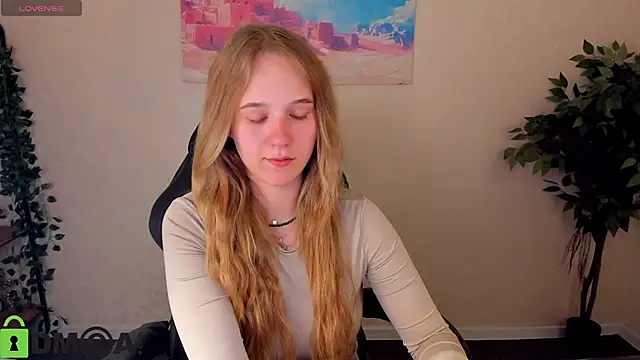 Casey Sweeet online show from May 14, 9:38 am