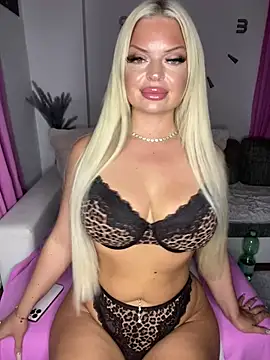 Snapshot of _Lilly_angel chatting on July 28, 7:39 pm Lilly angel online show from July 28, 7:39 pm