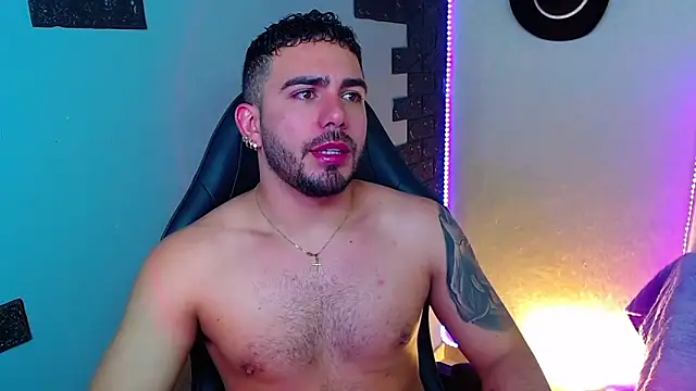 adamhairy online show from July 1, 7:24 pm