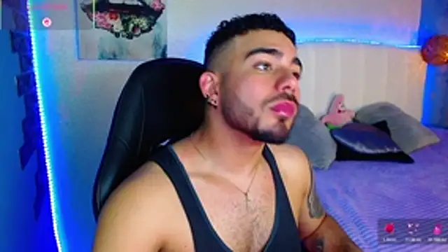adamhairy online show from July 13, 7:27 pm