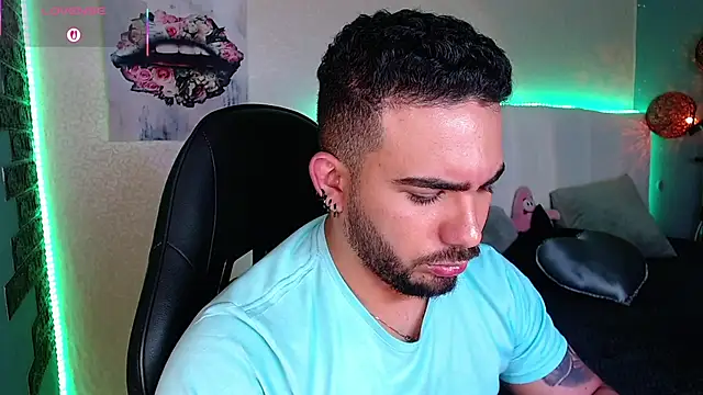 adamhairy online show from July 16, 7:20 pm
