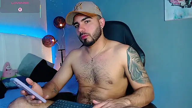 adamhairy online show from July 31, 7:57 pm