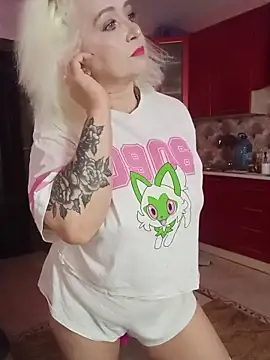 SquirtMilf00 online show from October 8, 1:58 am