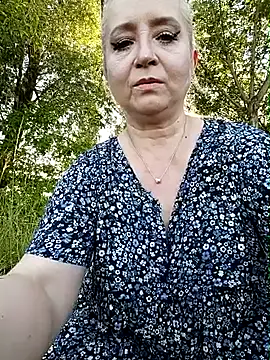 SquirtMilf00 online show from June 21, 3:58 pm