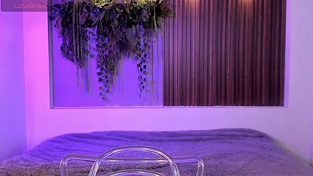 Dakotaferreti online show from October 5, 8:51 pm