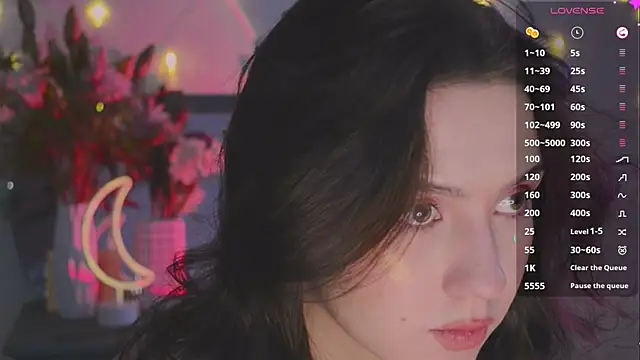 Snapshot of KendalHottt chatting on November 9, 5:39 am KendalHottt online show from November 9, 5:39 am