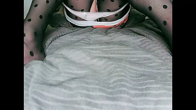 santinini2 online show from February 11, 3:28 pm