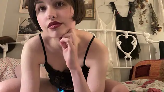 urbbydollxx online show from June 17, 9:01 am