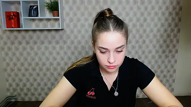 Snapshot of _MillaDellf_ chatting on November 13, 9:52 am MillaDellf online show from November 13, 9:52 am