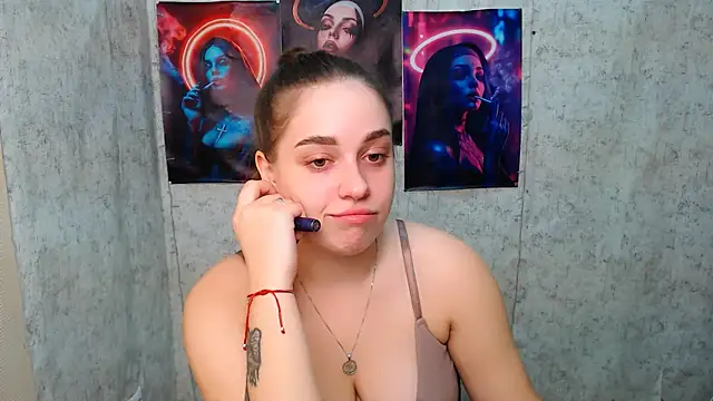 Snapshot of _MillaDellf_ chatting on November 20, 9:53 am MillaDellf online show from November 20, 9:53 am