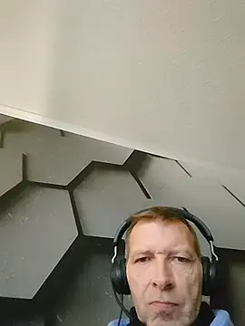 Snapshot of MyDick4You666 chatting on October 24, 2:35 pm MyDick4You666 online show from October 24, 2:35 pm