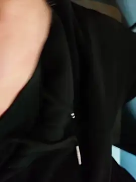 Snapshot of MyDick4You666 chatting on December 2, 12:43 pm MyDick4You666 online show from December 2, 12:43 pm