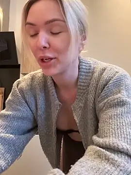 lolableux online show from January 16, 4:11 pm