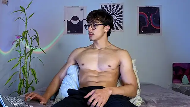 LatinReall online show from October 23, 1:27 am