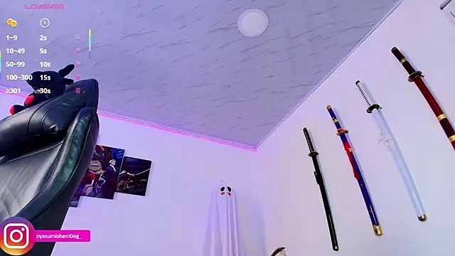 Nicorobinn online show from October 11, 8:07 pm