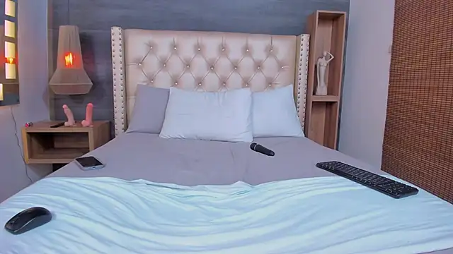 chihiro02 online show from September 8, 8:19 pm