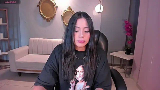 AmbarJames  online show from November 19, 11:54 am